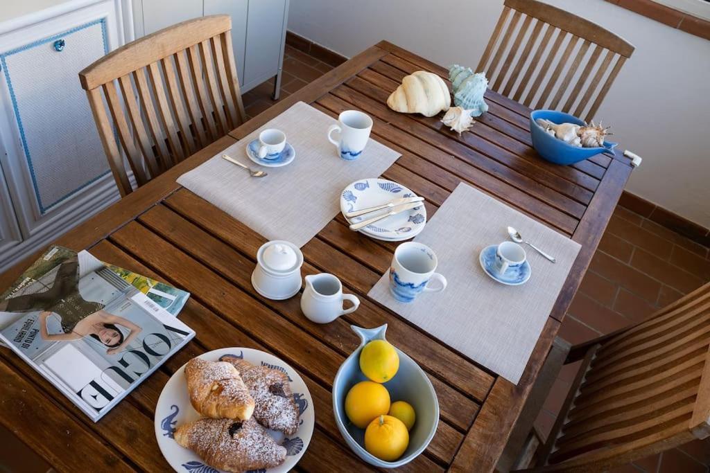 Art Of Living 100 Meters From The Sea. Apartment Marina di Pietrasanta Bagian luar foto
